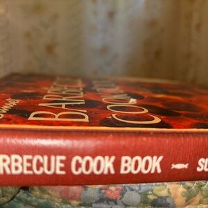 SUNSET BARBECUE COOK BOOK BY THE EDITORS OF SUNSET BOOKS : hardback